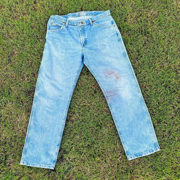 Wrangler 34x30 Jeans - Picture 1 of 3